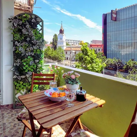 Modern Living In The Old Town Apartment Bucharest