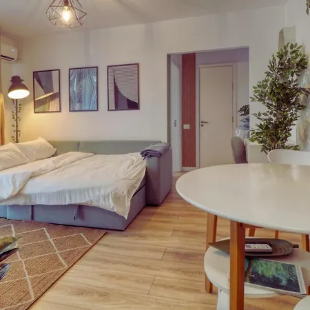 Modern Living In The Old Town *