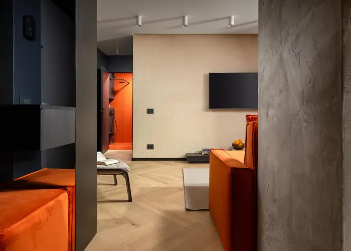 Modern Living In The Old Town Bucureşti