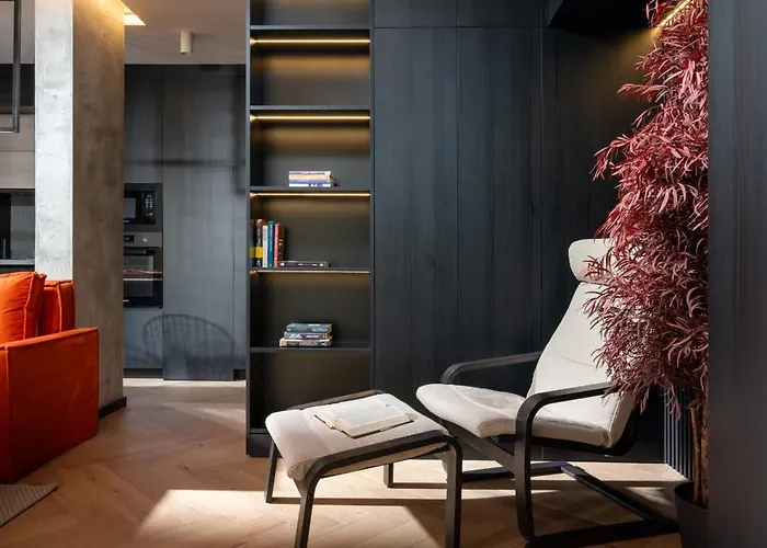 Modern Living In The Old Town * بوخارست